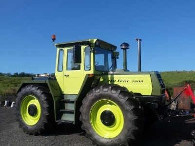 tree surgery felling pruning tractor